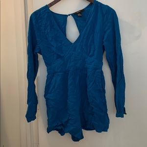Cute forever 21 romper. Open back